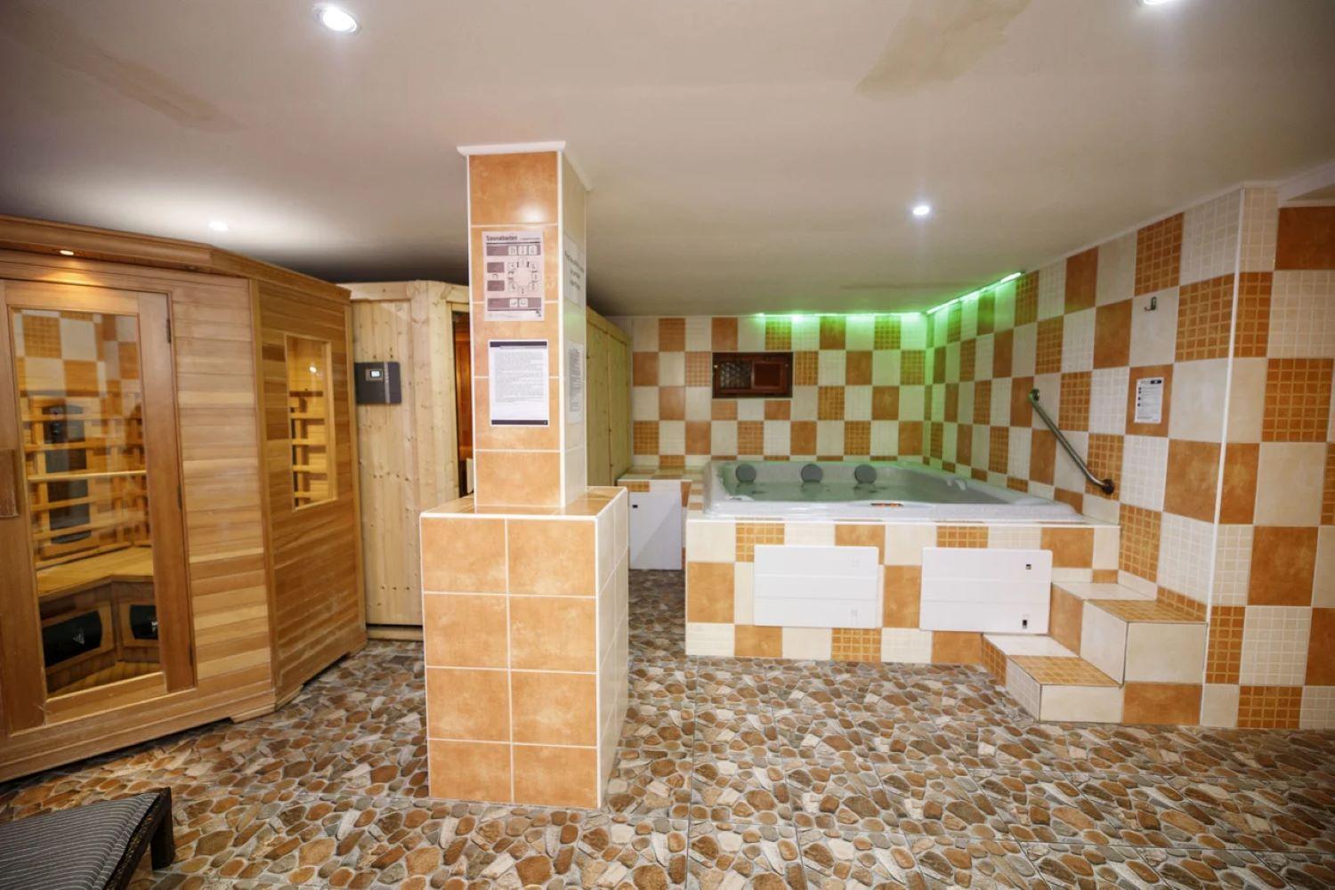 Wellness & Sport Hotel Ttc Vrchlabí Екстериор снимка